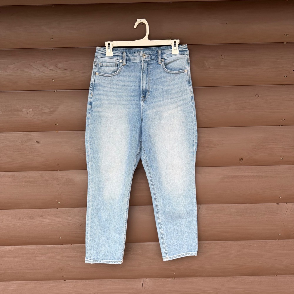 American Eagle Curvy Mom Jeans Womens 6 X-Short Light Wash Blue Stretch Denim